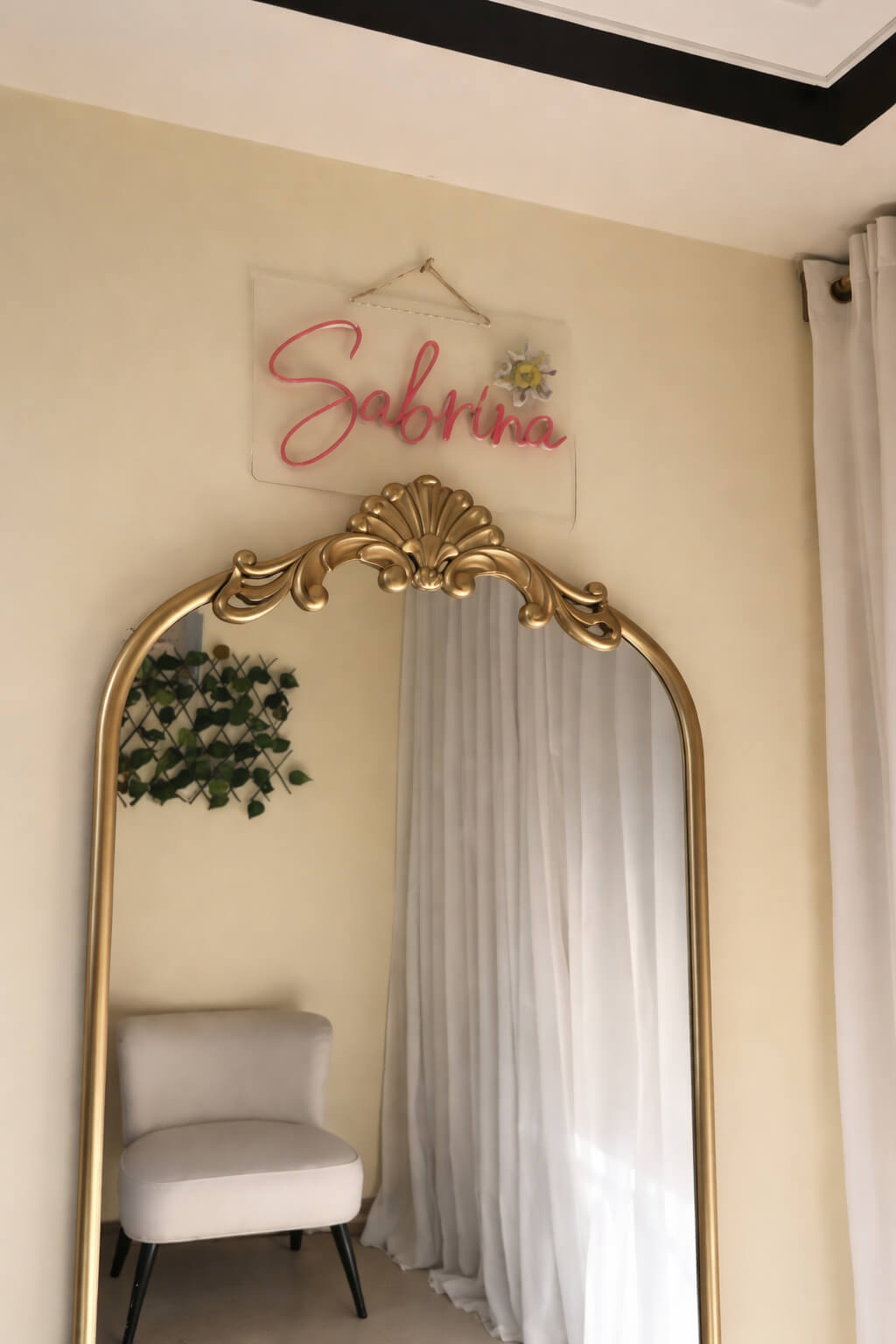 Luxury Gold Arched Full Length Mirror (6×3 ft) – Ornate Vintage Floor Mirror for Bedroom & Living Room