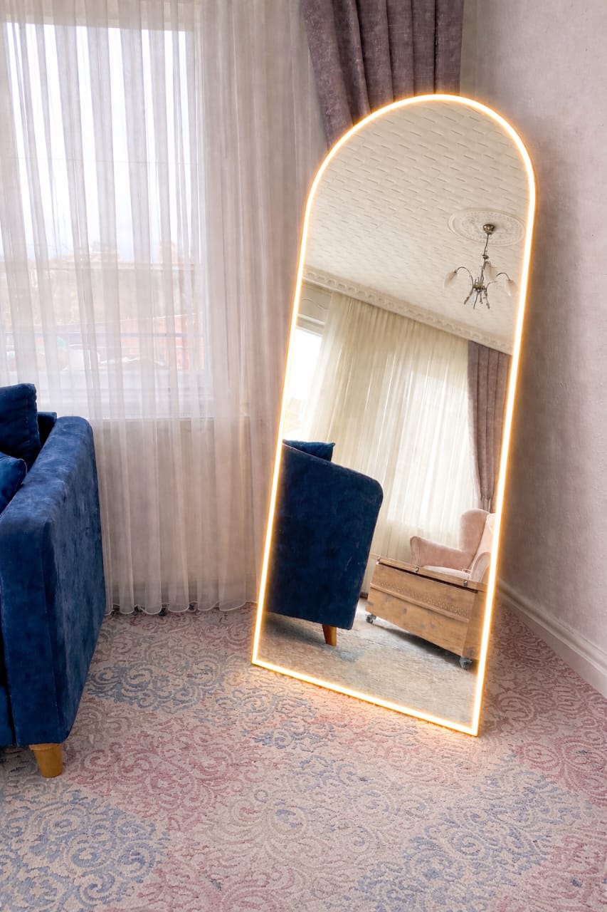 Craftx Furniture™ — Luxe Arched Mirror (6×2 ft) with Ambient Glow